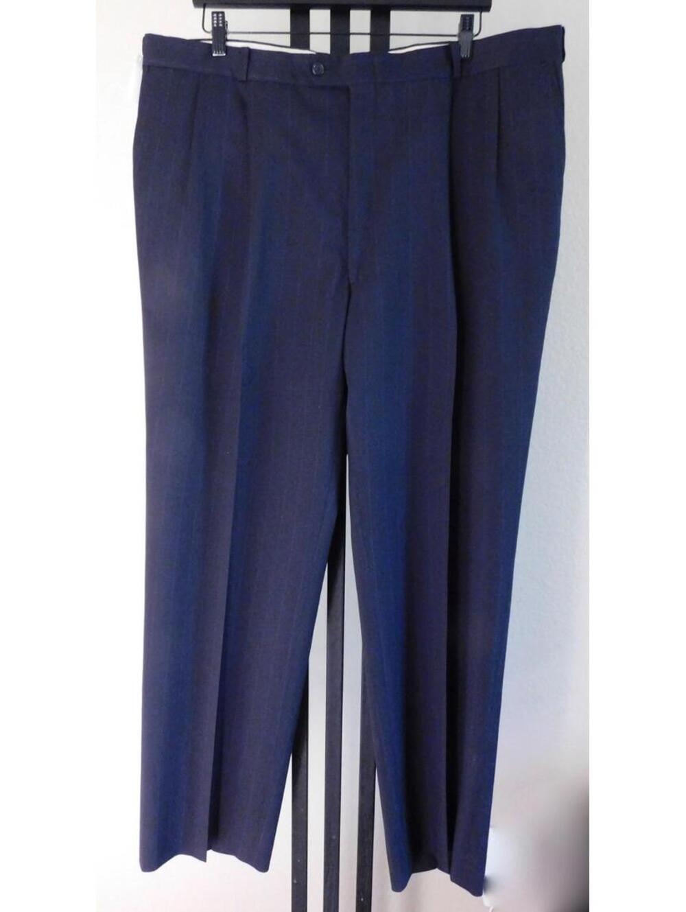 Botany 500 Couture Men's 2 Piece Suit Size 48L Black Pinstripe 100% Wool - Picture 3 of 5